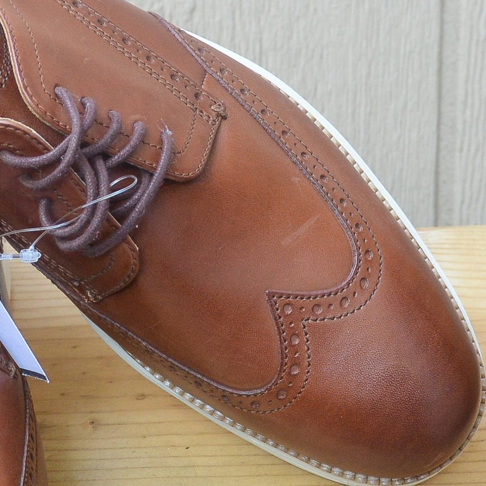 BROWN Men's ØriginalGrand Wingtip Oxford - Picture 7 of 7